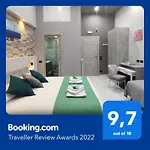Dream 4*