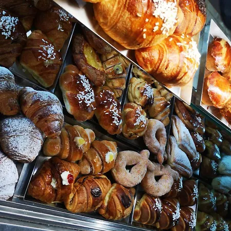 Bed & Breakfast Dream