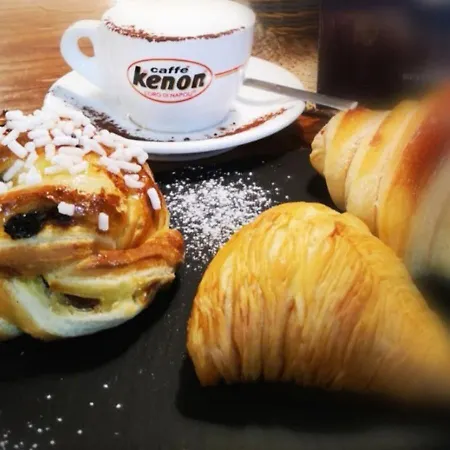 Bed & Breakfast Dream 4*